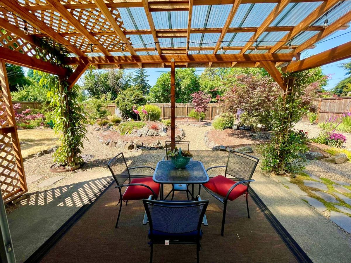 Colorful 50'S Ranch In The Heart Of Eugene Villa Екстериор снимка