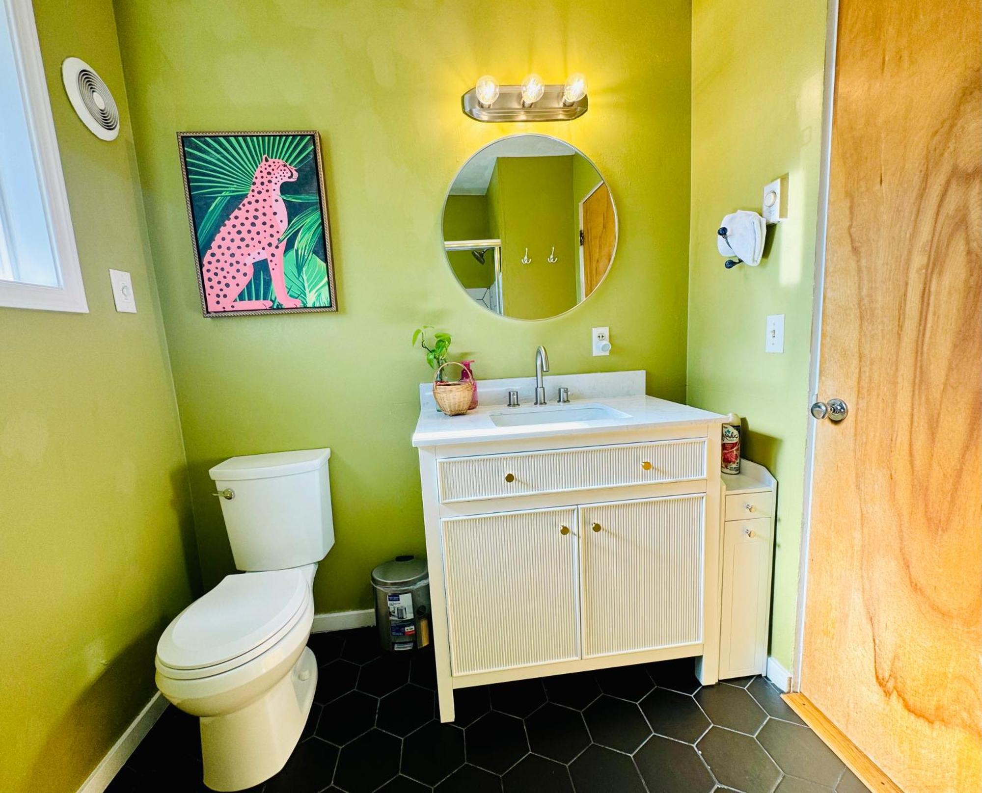 Colorful 50'S Ranch In The Heart Of Eugene Villa Екстериор снимка