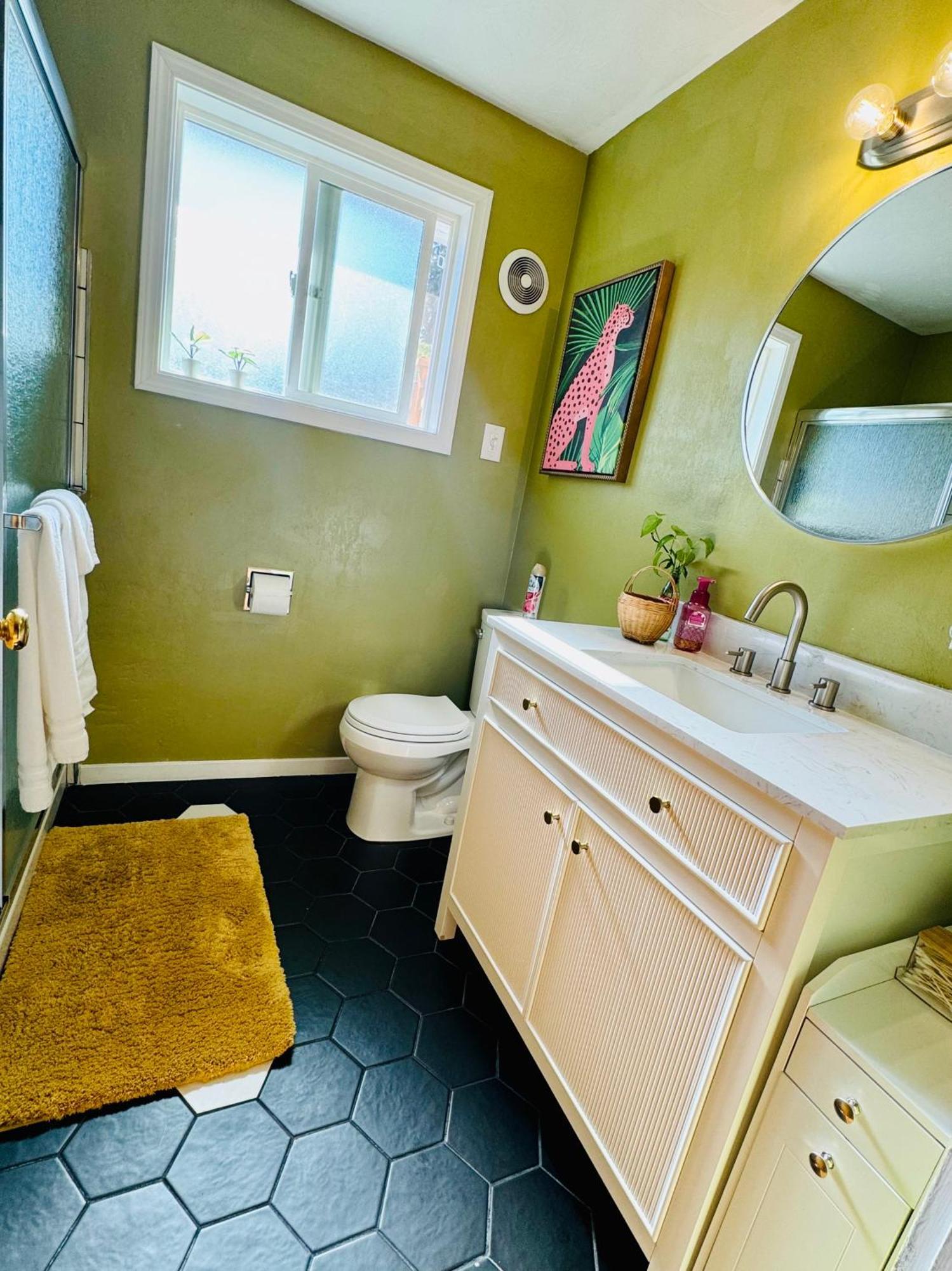 Colorful 50'S Ranch In The Heart Of Eugene Villa Екстериор снимка